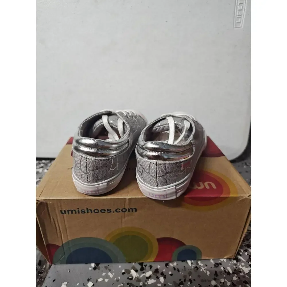 Umi Terri Sneakers Silver LaceUp Crocodile EU 28 US 10.5‎ Metallic Modern Girl